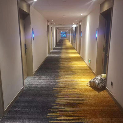 Tappeti Axminster personalizzati per hotel Banquet Hall Modello secondo il tuo disegno