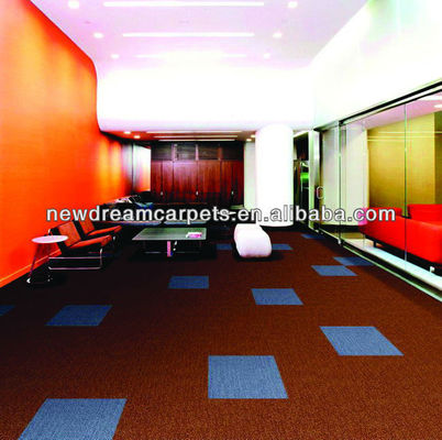 100 x 100 dimensioni Loop Pile Office Fireproof Carpet Tile per Canton Carpet Fabbricato