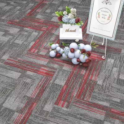 Piastrelle per tappeti in nylon per hotel e uffici 50x50 dimensione quadrata spessore totale 6 mm facile da installare