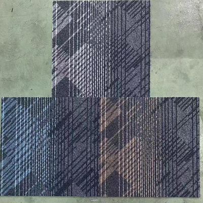 Loop Pile Luxury 100% Nylon Office Carpet Tiles 50x50cm Quadrati Peso della pila 620±20g/mq