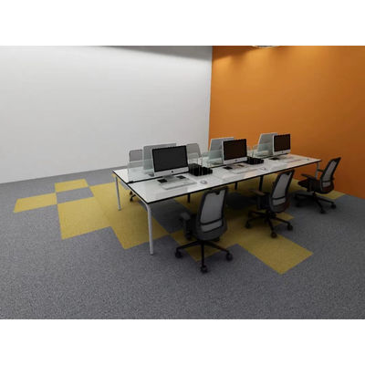 Soluzione per pavimenti per uffici con disegni puzzle e piastrelle di tappeto in nylon a bassa altezza di pila