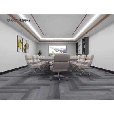 Piastrelle per tappeti per ufficio modulari 50x50 con design di lusso e caratteristica rimovibile