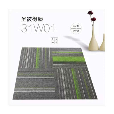 Peso complessivo 700-750g Luxury 100% Pp Carpet Tiles for Home 50x50cm Quadrati