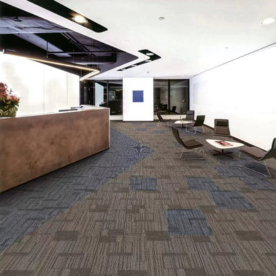 Moderno stile 50x50 quadrato PE tappeti di ufficio di sostegno per uffici commerciali occupati