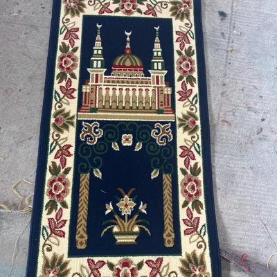 Tapis di moschea morbido da parete a parete in molti colori con modello di puzzle e forma rettangolare