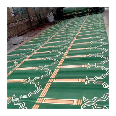 Tappeto di moschea di altezza media per l'area di preghiera personalizzata nella moschea musulmana