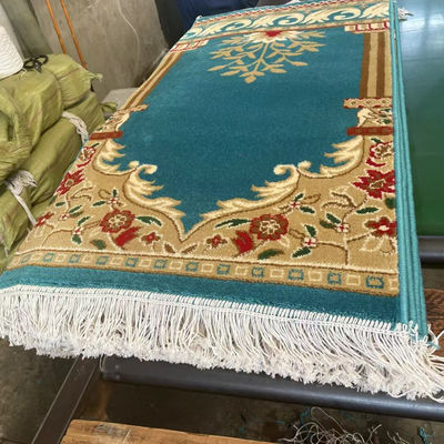 Tappeto di moschea di altezza media per l'area di preghiera personalizzata nella moschea musulmana