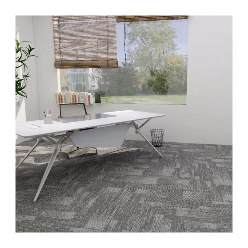 Spessore totale 6±1 mm 100% Nylon 50x50 Piastrelle per tappeti per ufficio Ambiente commerciale
