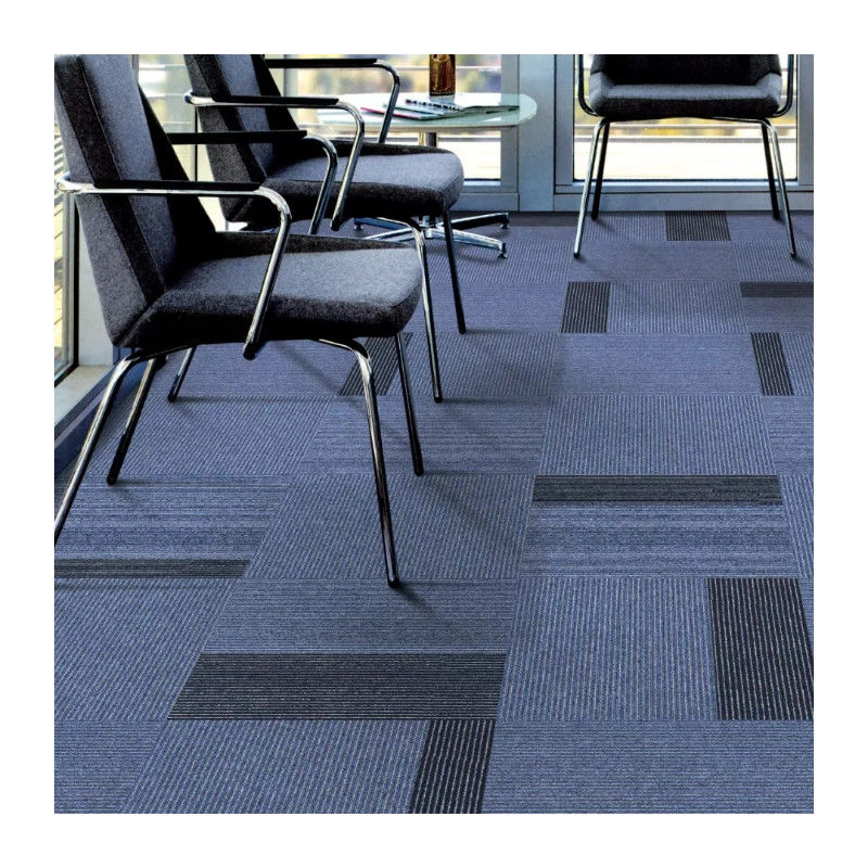 Fabbricazione OEM di piastrelle di tappeto di supporto in fibra di vetro in PVC lavabile per uffici commerciali modulari 50x50